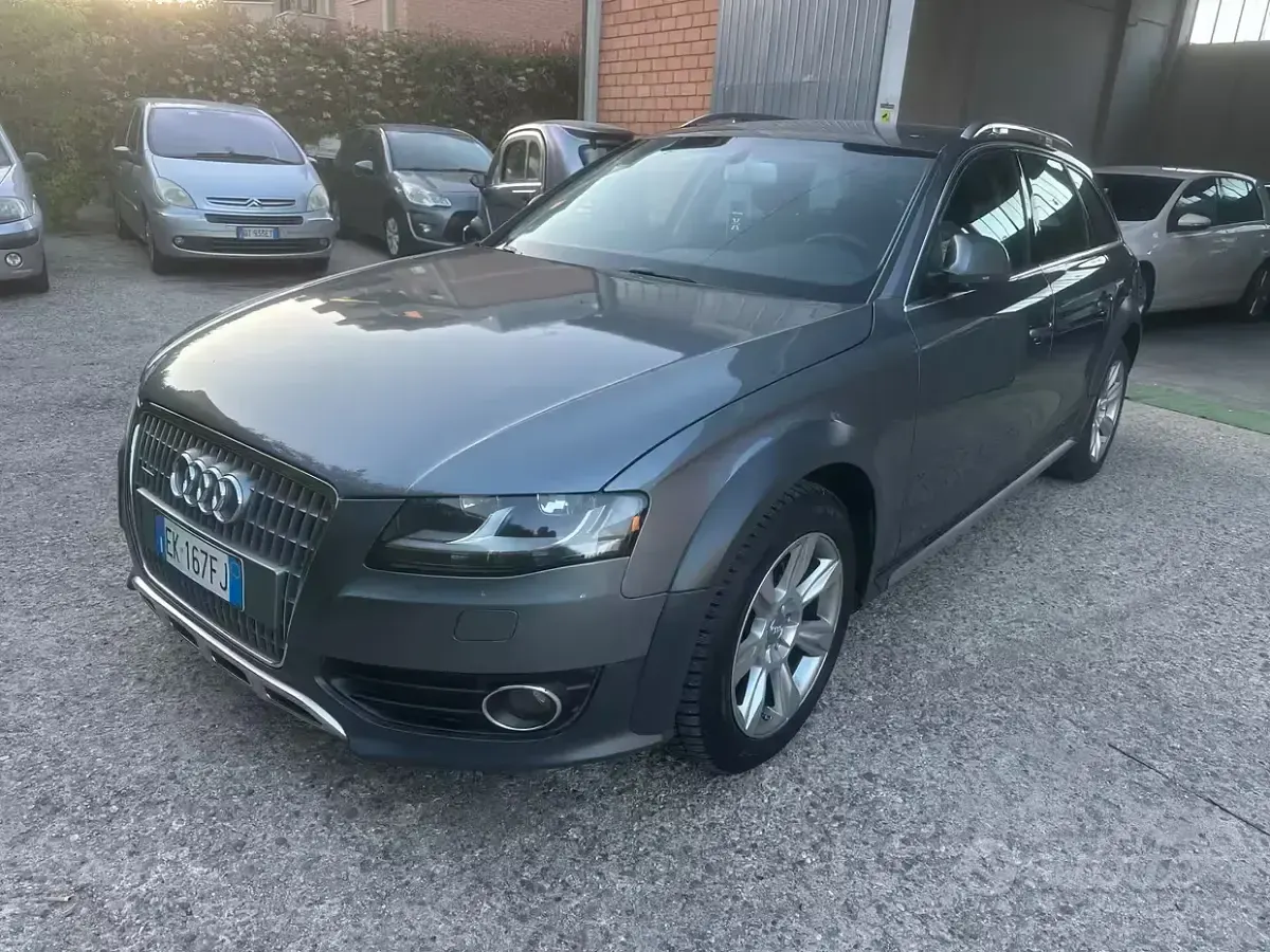 Usata Audi A4 Allroad Advanced 170 CV (125 kW) 2011 Grigio Station wagon