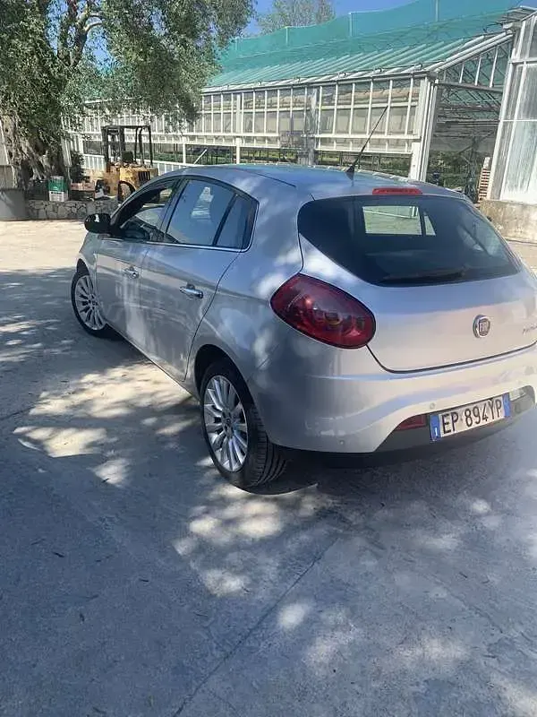 Usata Fiat Bravo Dynamic 105 CV (77 kW) 2013 Utilitaria