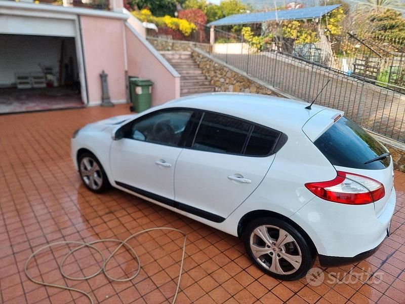 Usata Renault Mégane 110 CV (80 kW) 2009 Bianco Berlina