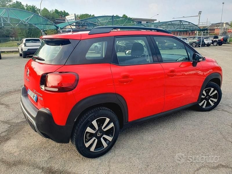 Begagnad Citroën C3 Aircross PureTech 110 HK (80 kW) 2018 Röd SUV