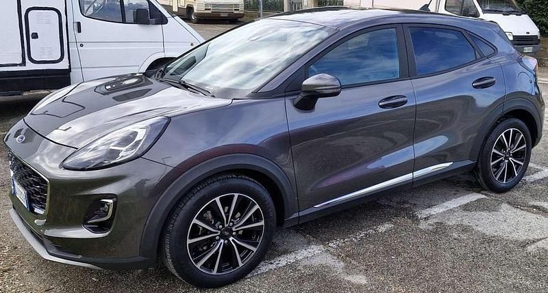 Usata Ford Puma Titanium 125 CV (91 kW) 2022 Grigio SUV