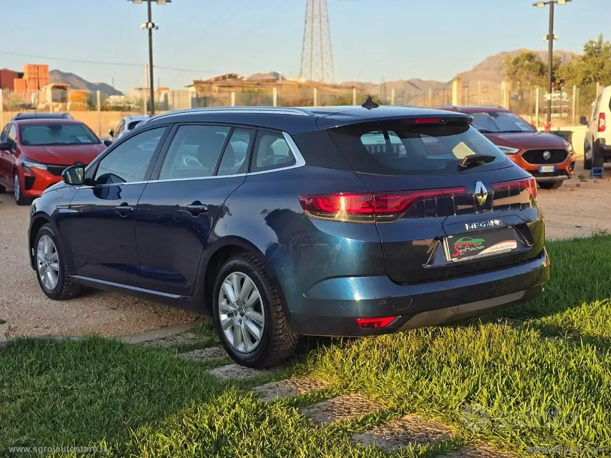 Usata Renault Mégane GrandTour 116 CV (85 kW) 2021 Bluazzurro Station wagon