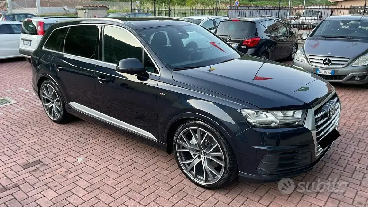 Usata Audi Q7 Sport 272 CV (200 kW) 2017 Blu SUV