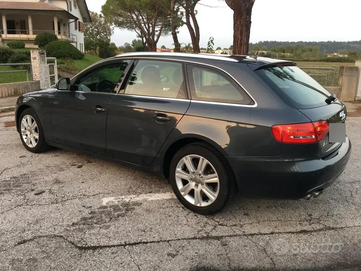 Usata Audi A4 143 CV (105 kW) 2009 Nero Station wagon