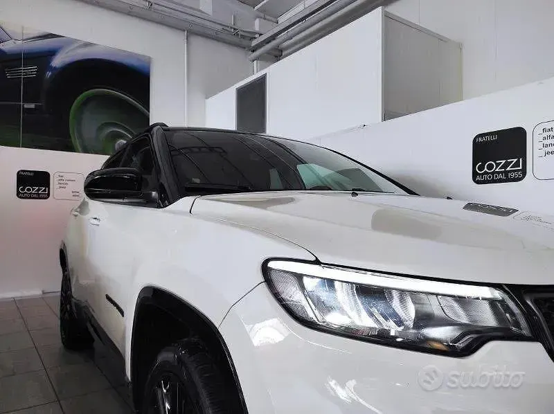 Usata Jeep Compass 131 CV (96 kW) 2024 Bianco SUV