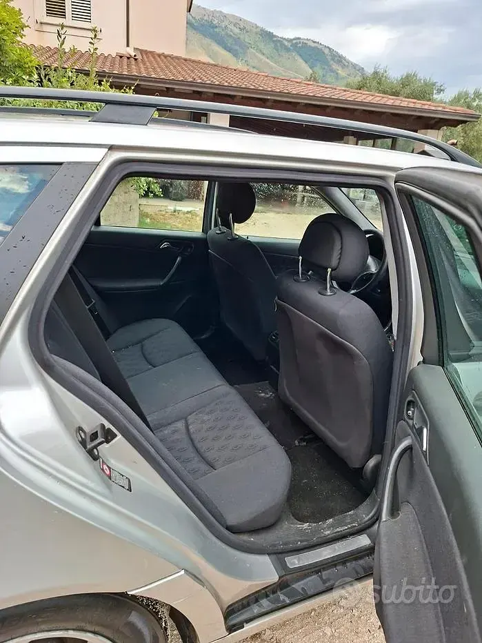 Usata Mercedes C220 143 CV (105 kW) 2003 Grigio Station wagon