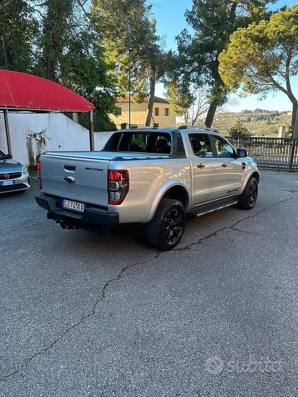 Usata Ford Ranger Wildtrack 213 CV (156 kW) 2022 Grigio Pick-up
