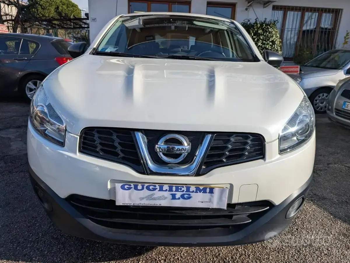 Usata Nissan Qashqai Acenta 110 CV (80 kW) 2013 Bianco SUV