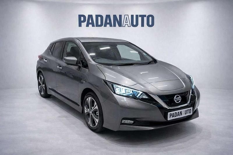 Usata Nissan Leaf Acenta 89 kW (122 CV) 2022 Grigio Utilitaria