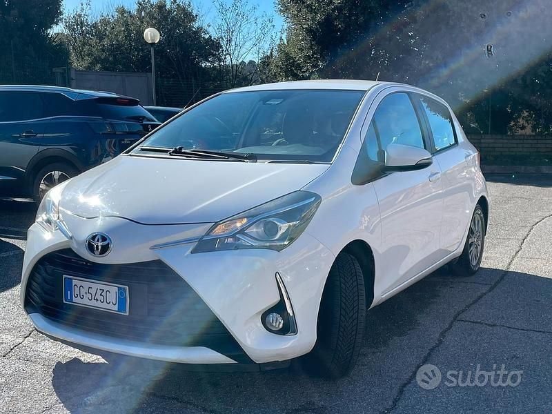 Usata Toyota Yaris 2019 Bianco Berlina