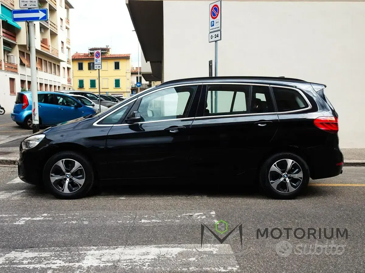 Usata BMW 216 Active Tourer Comfort Edition 116 CV (85 kW) 2016 Nero Monovolume