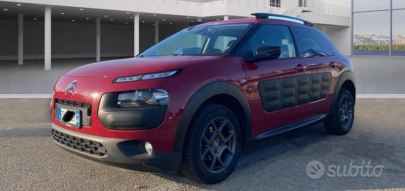 Usata Citroën C4 82 CV (60 kW) 2016 Rosso SUV