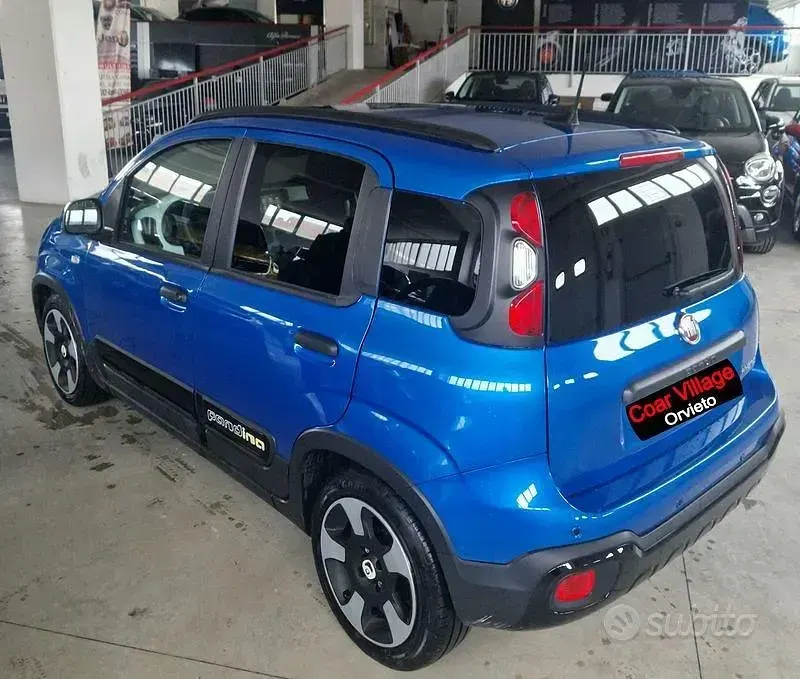 Usata Fiat Panda S 70 CV (51 kW) 2025 Bluazzurro Utilitaria