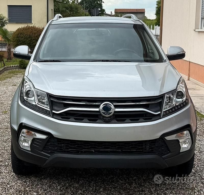 Usata Ssangyong (KGM) Korando Limited 178 CV (130 kW) 2019 Argento SUV