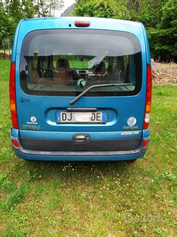 Usata Renault Kangoo 65 CV (47 kW) 2007 Blu Monovolume