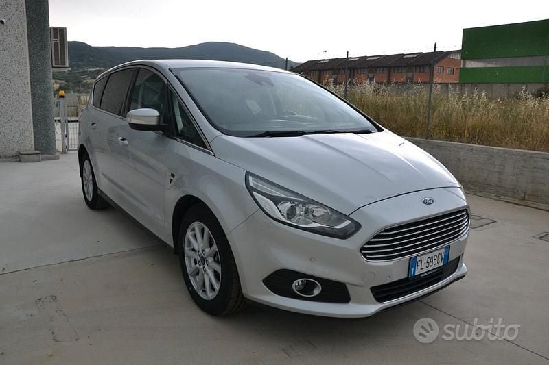 Usata Ford S-MAX S 150 CV (110 kW) 2017 Grigio Monovolume