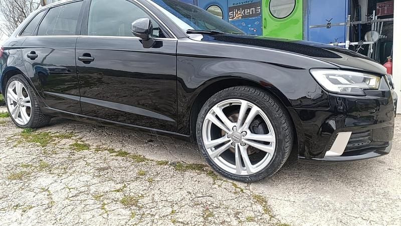 Usata Audi A3 Comfort 122 CV (89 kW) 2017 Nero Berlina