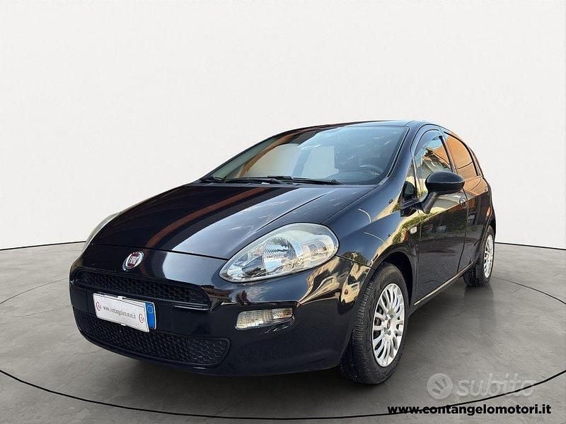 Usado Fiat Punto Street 75 CV (55 kW) 2014 Negro Utilitario