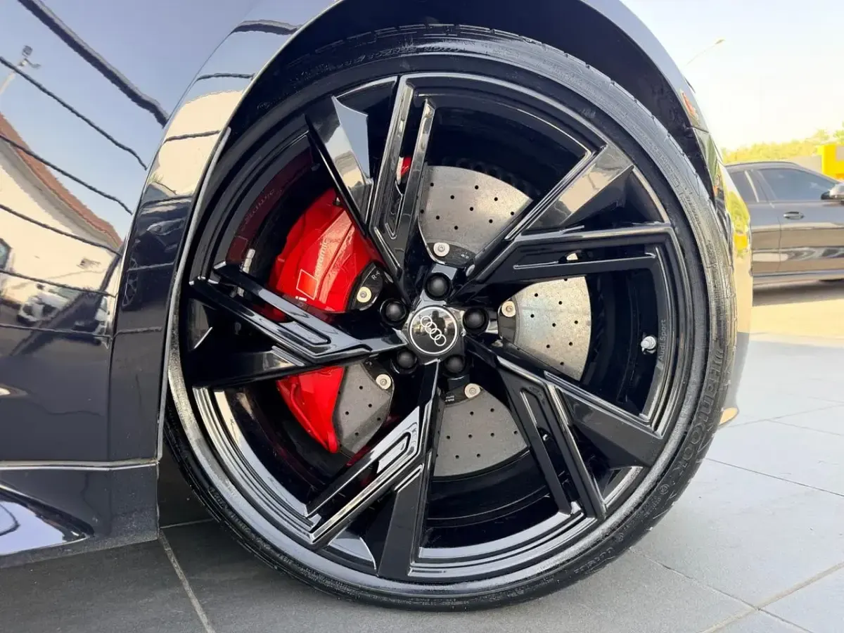 Usata Audi RS6 Sport 599 CV (440 kW) 2023 Nero Station wagon