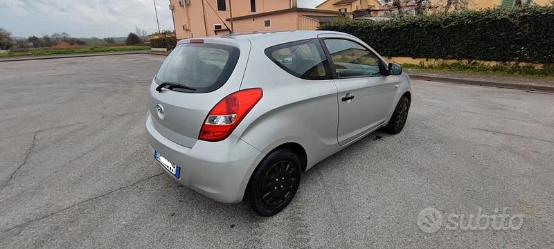 Usata Hyundai i20 2009 Grigio Utilitaria