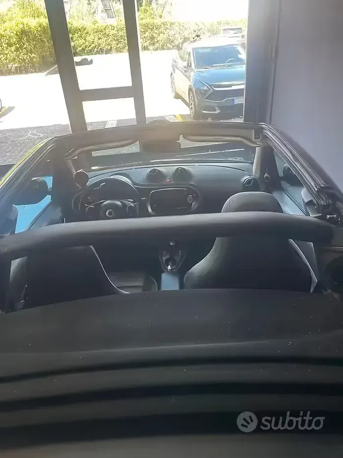 Usata Smart ForTwo Cabrio Brabus 102 CV (75 kW) 2017 Nero Cabrio