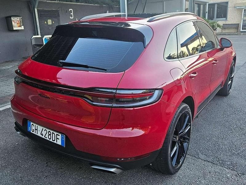 Rosso Usata 2020 Porsche Macan SUV | 48.999 € (Super prezzo) - Immagine 1/4