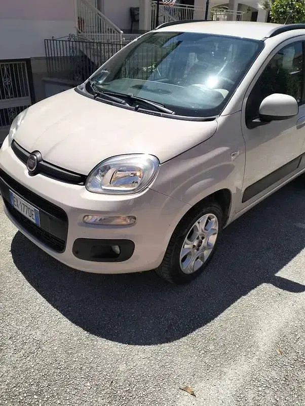 Usata Fiat Panda Easy 85 CV (62 kW) 2014 Bianco Utilitaria