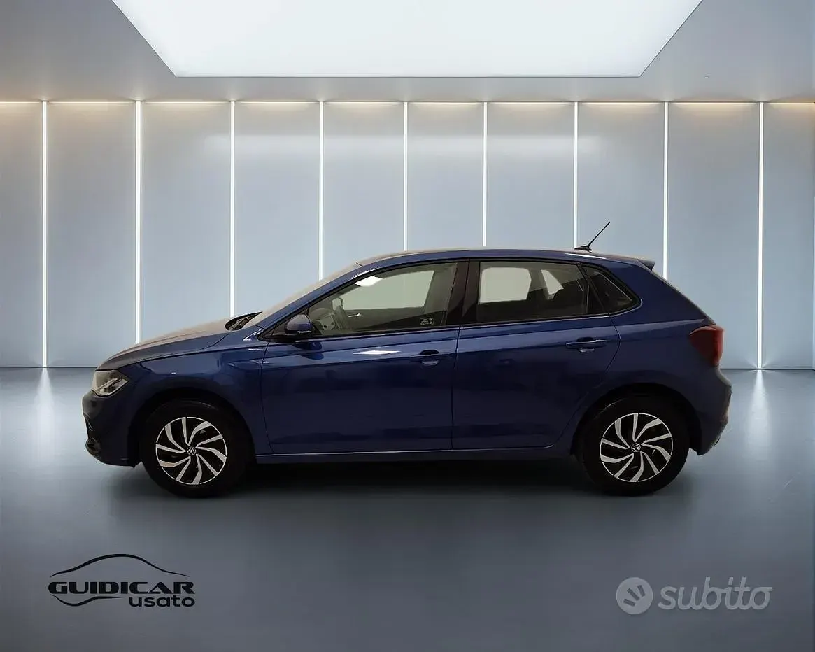 Usata VW Polo Life 95 CV (69 kW) 2025 Blu Utilitaria