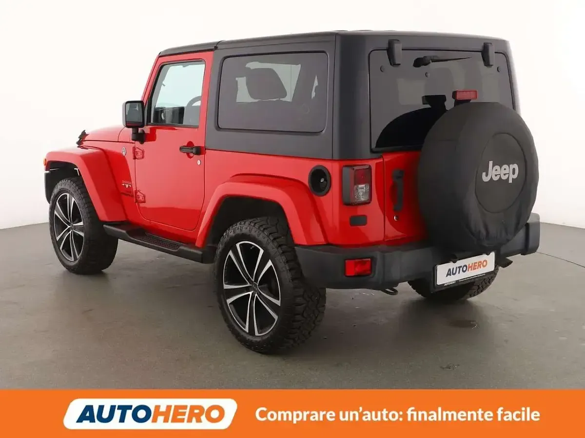 Begagnad Jeep Wrangler Sahara 200 HK (147 kW) 2017 Röd SUV