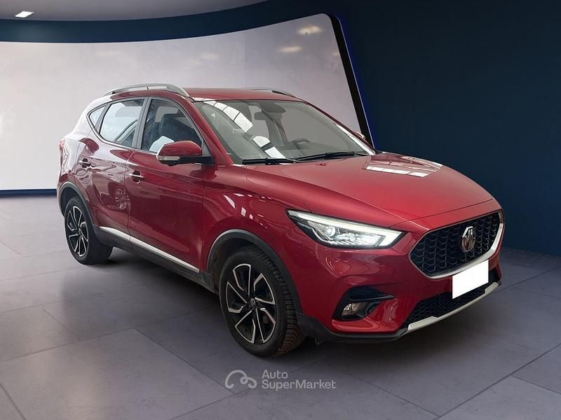 Usata MG ZS Luxury 106 CV (77 kW) 2023 Rosso SUV