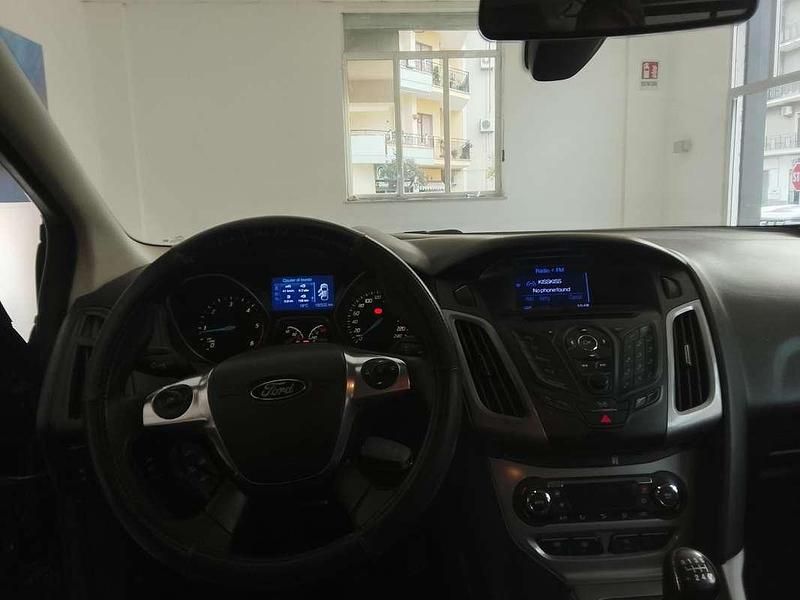 Usata Ford Focus 116 CV (85 kW) 2012 Nero Berlina