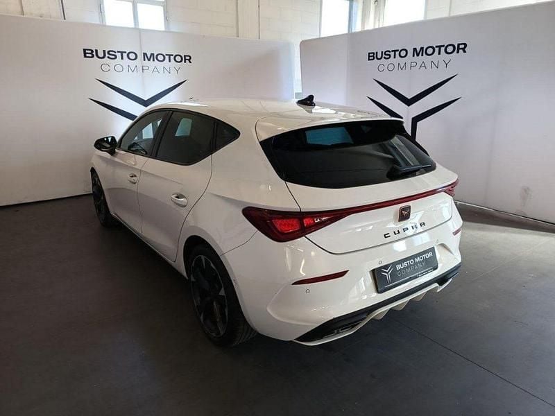 Usata Cupra Leon 150 CV (110 kW) 2023 Bianco / metallizzato Berlina