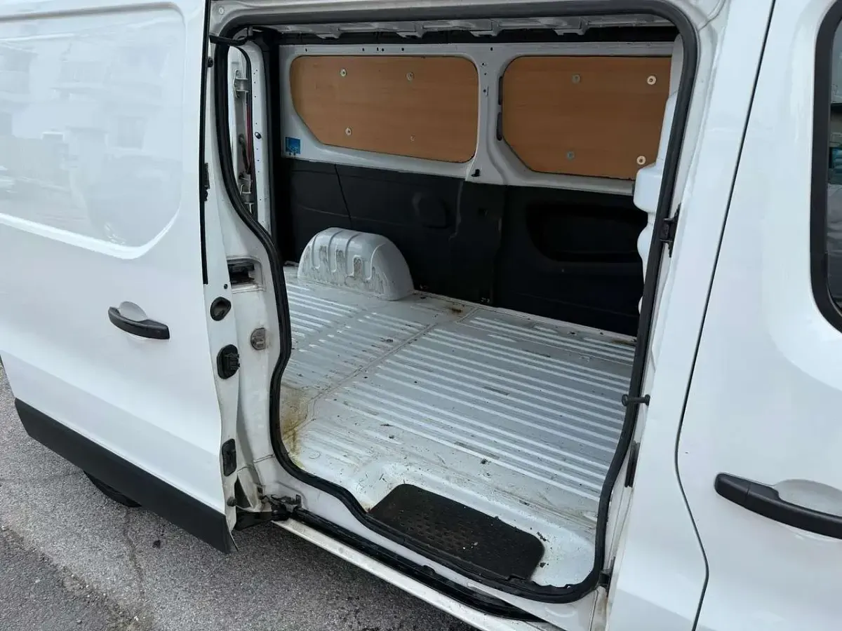 Usata Renault Trafic 120 CV (88 kW) 2019 Bianco Monovolume