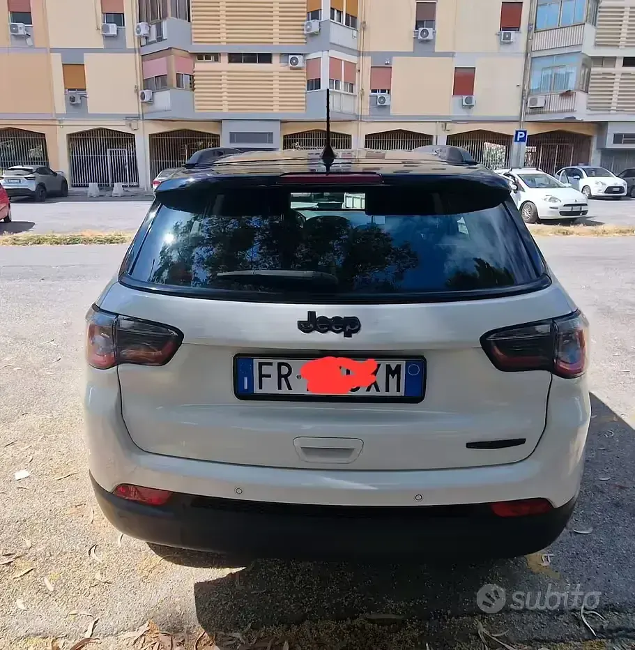 Usata Jeep Compass Night Eagle 120 CV (88 kW) 2018 Bianco SUV