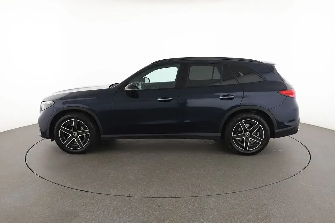 Usata Mercedes GLC220 AMG line 220 CV (161 kW) 2023 Blu SUV