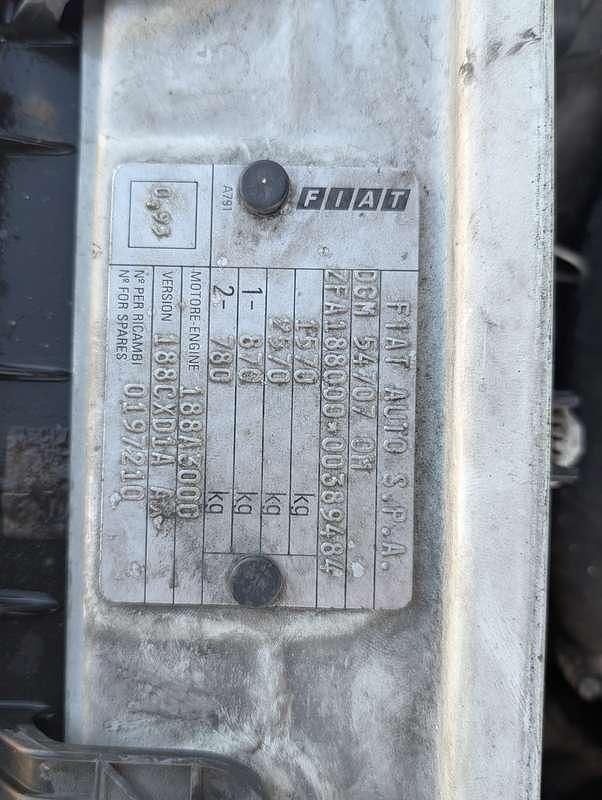 Usata Fiat Punto Star 63 CV (46 kW) 2001 Bianco Berlina