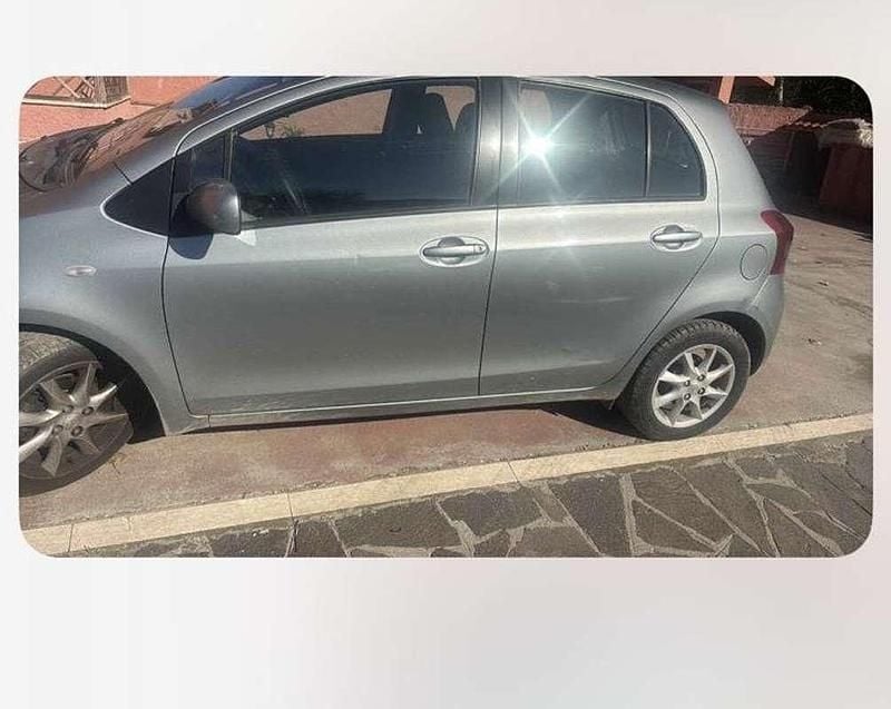 Usata Toyota Yaris 69 CV (50 kW) 2009 Berlina