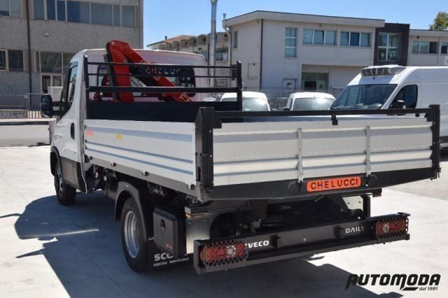 Usata Iveco Daily 136 CV (100 kW) 2024 Bianco Furgone