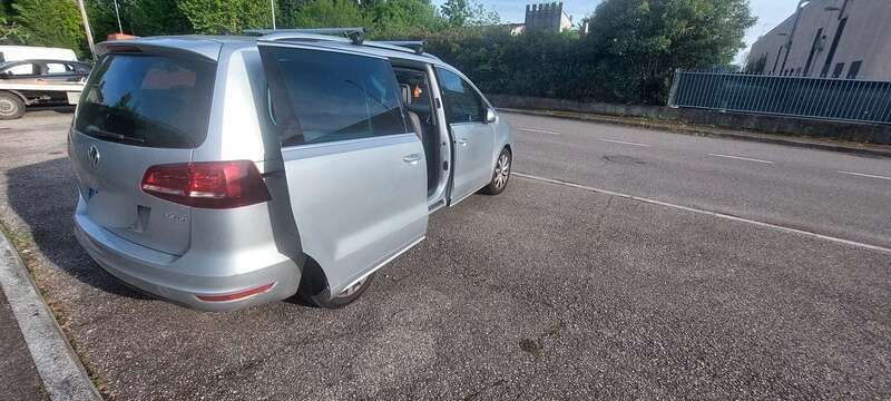 Usata 2016 VW Sharan Executive Monovolume | 15.500 € (Molto cara) - Immagine 1/4