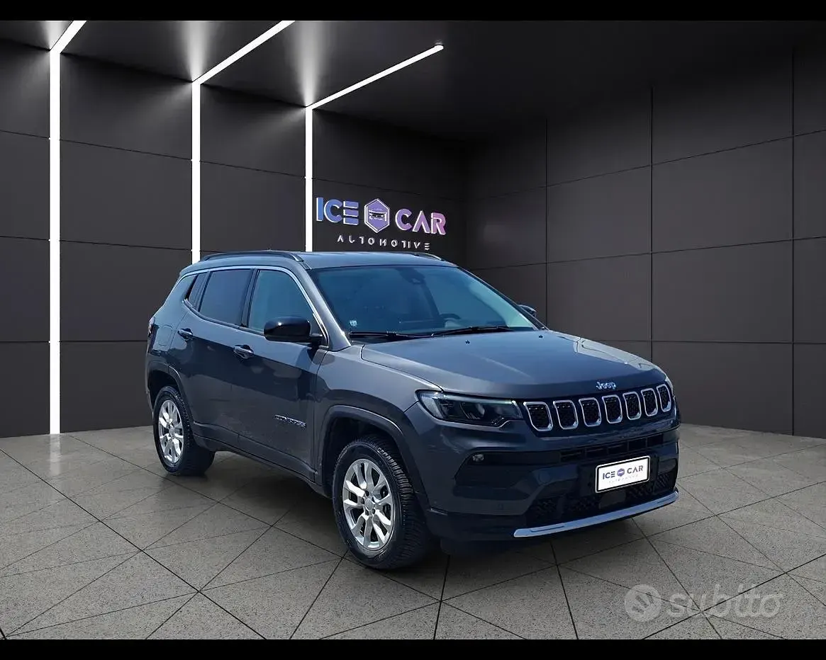 Usata Jeep Compass Limited 131 CV (96 kW) 2022 Grigio SUV