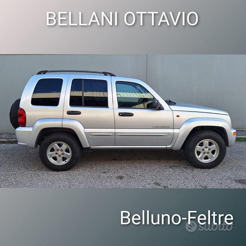 Usata Jeep Cherokee Limited 2004 Grigio SUV