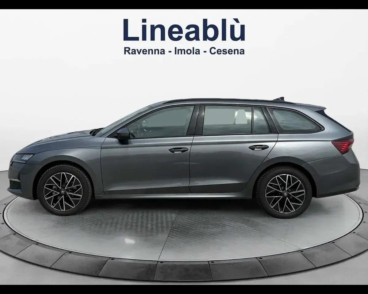 Begagnad Skoda Octavia Executive 150 HK (110 kW) 2025 Grå Kombi