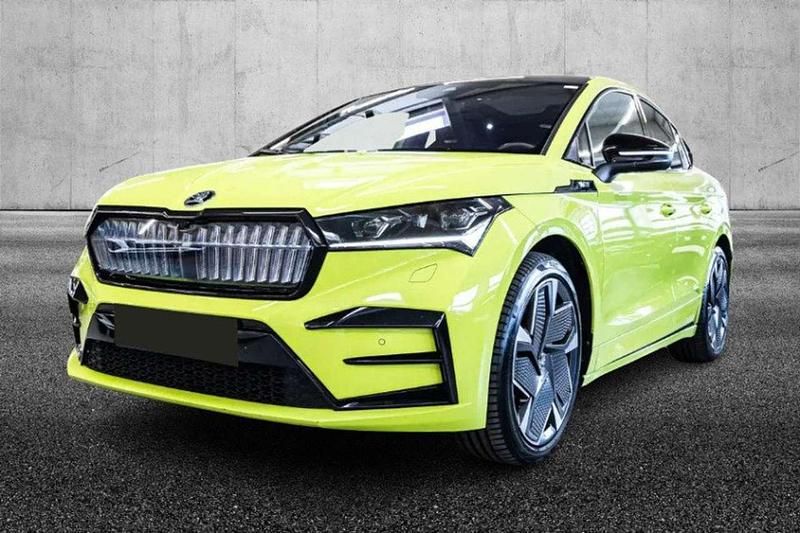 Verde Usata 2023 Skoda Enyaq iV RS SUV | 45.450 € (Ottimo prezzo) - Immagine 1/4