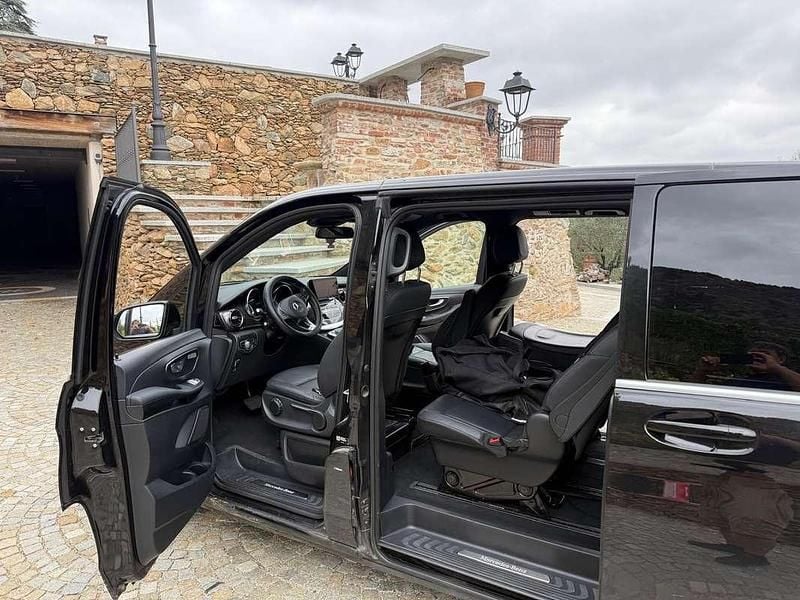 Usata Mercedes V300 237 CV (174 kW) 2023 Monovolume