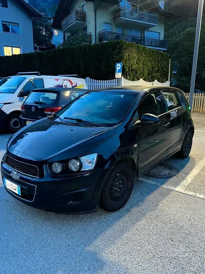 Usata Chevrolet Aveo 75 CV (55 kW) 2012 Berlina