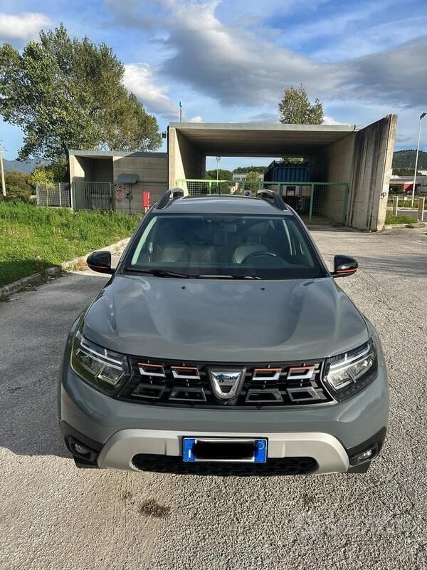 Usata Dacia Duster Extreme 101 CV (74 kW) 2022 Grigio SUV