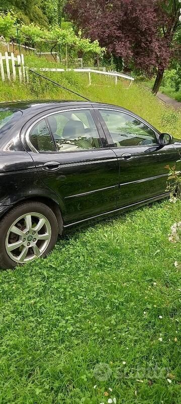 Usata Jaguar X-type 156 CV (114 kW) 2003 Nero Berlina
