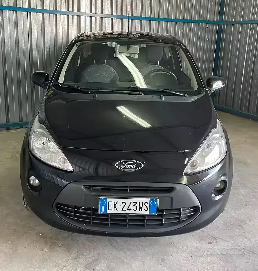 Usata Ford Ka 69 CV (50 kW) 2011 Nero Utilitaria