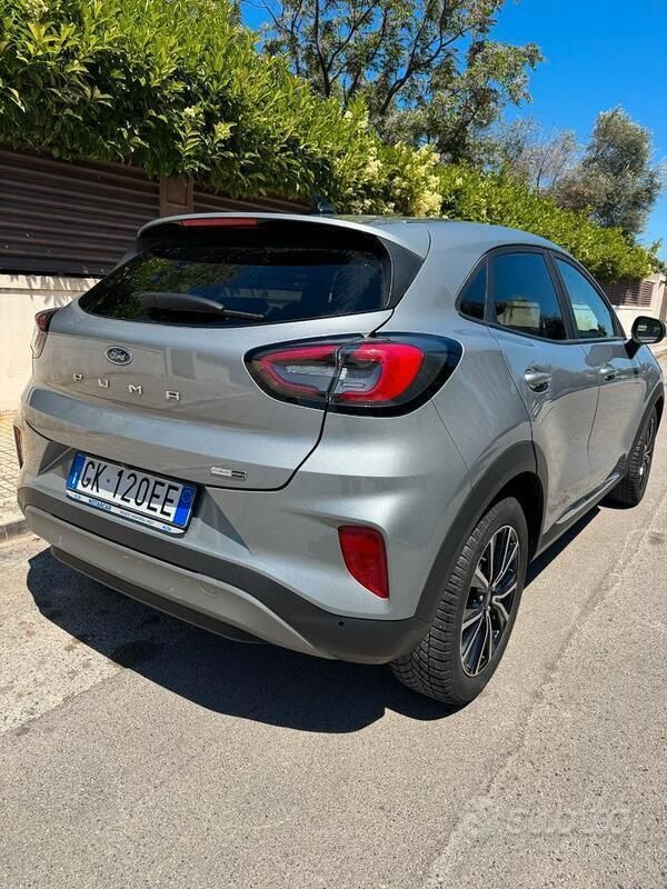 Grigio Usata 2022 Ford Puma Titanium Tre volumi | 13.500 € (Ottimo prezzo) - Immagine 1/4