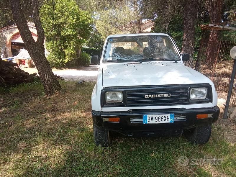 Usata Daihatsu Feroza 95 CV (69 kW) 1990 Bianco SUV